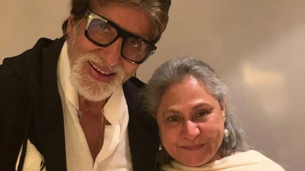 नव्याने हे देखील सांगितले की, ज्यावेळी श्वेताचे मित्र जया बच्चन यांचा मजाक उडवतात त्याला देखील जया बच्चन एन्जाॅय करतात.