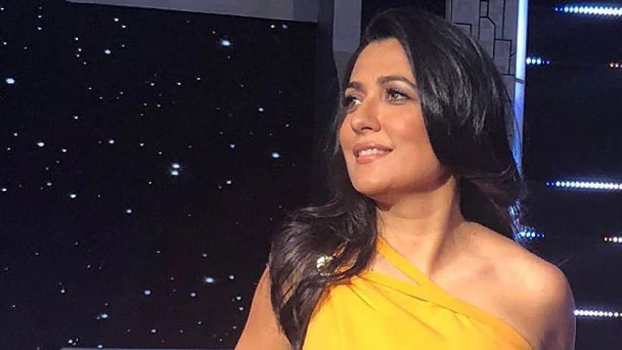 आता मिनी माथुर हिच्या विधानाची जोरदार चर्चा ही रंगताना दिसत आहे. मिनी माथुर ही सोशल मीडियावरही कायमच सक्रिय दिसते.