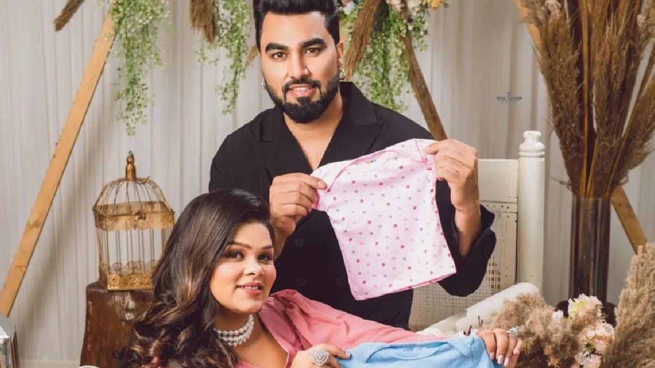 दुसरीकडे कृतिका मलिक ही पायल मलिकचे तीन लेकरं आणि स्वत:चे एक असे चार लेकरांना सांभाळत आहे. कृतिका मलिक देखील प्रत्येक अपडेट ब्लाॅगमध्ये शेअर करताना दिसत आहे.