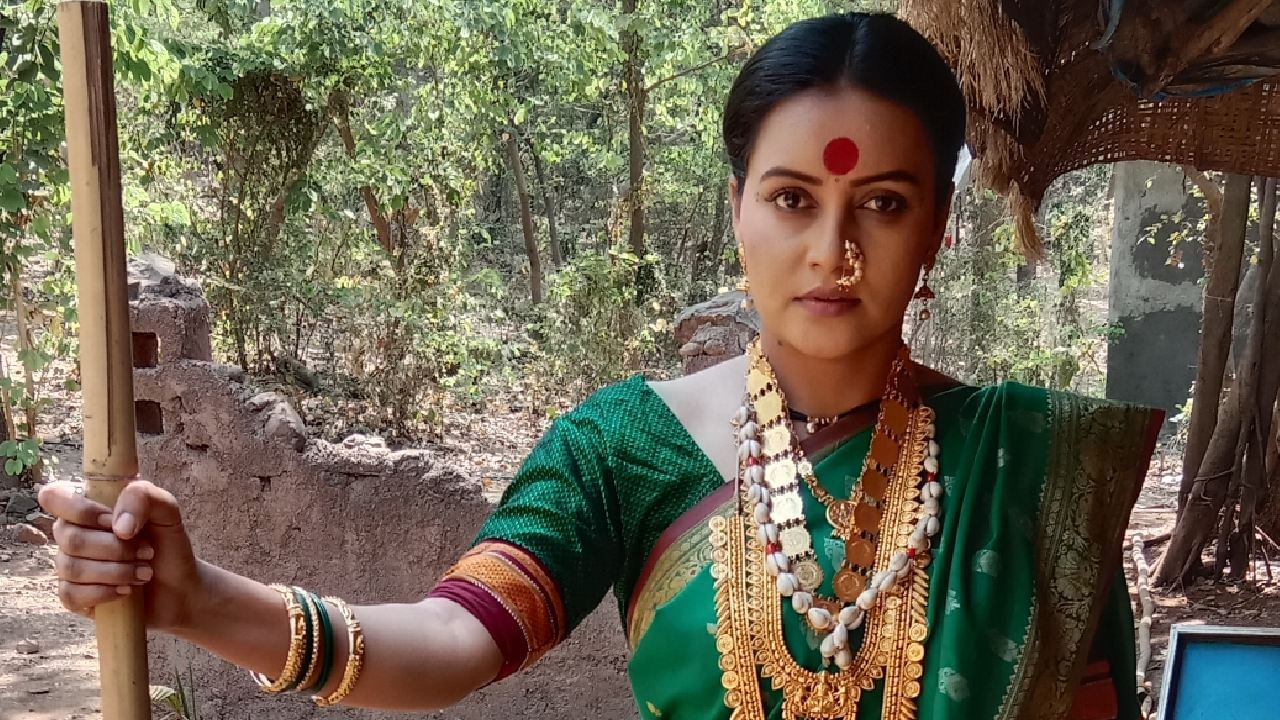 आता या मालिकेत प्रेक्षकांना अक्काबाई ही नकारात्मक व्यक्तिरेखा पहायला मिळणार आहे. अक्काबाई ही नाथांविरोधात उभी राहणार असून नाथांच्या पुढील कार्यात ती अडथळा निर्माण करणार आहे.