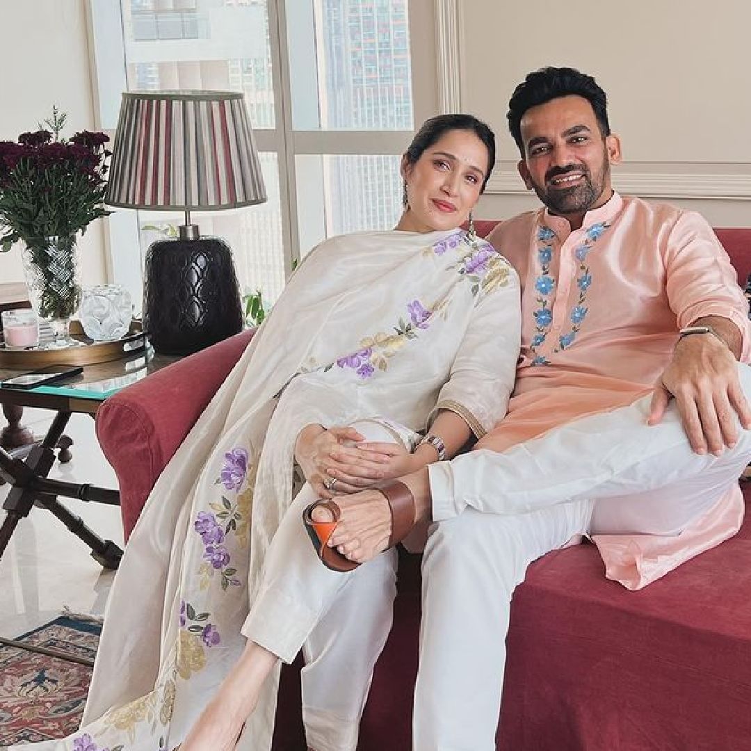 सागरिकाने झहीरशी लग्न केलं तरी दोघं मिळून ईद, दिवाळी, गुढीपाडवा यांसारखे सण-उत्सव एकत्र साजरे करताना दिसतात. त्याचे फोटोही ती इन्स्टाग्रामवर पोस्ट करते. याविषयी सागरिका नुकत्याच दिलेल्या एका मुलाखतीत व्यक्त झाली.  
