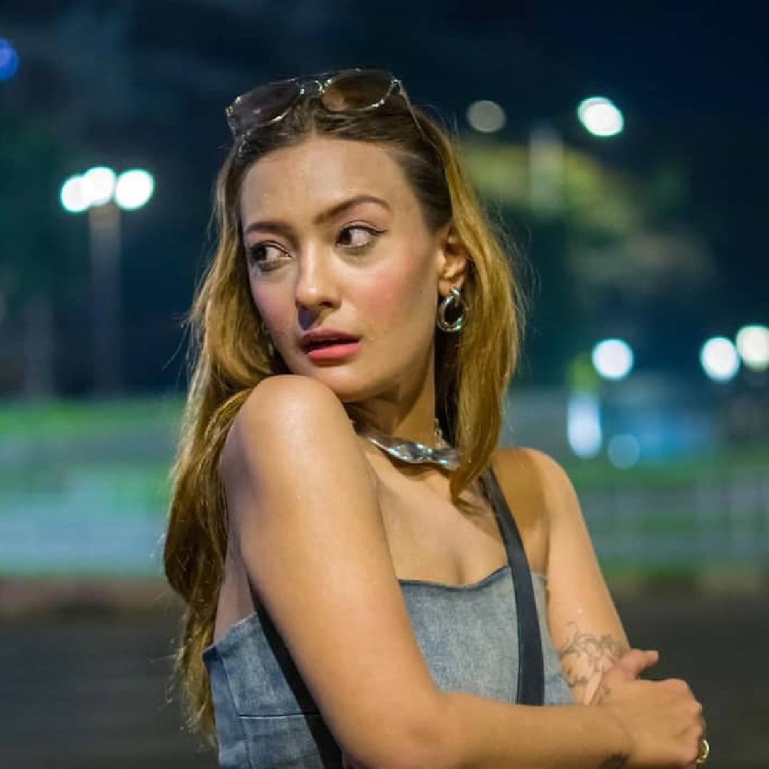 आशिकाचं कंटेट नेटकऱ्यांना खूपच आवडू लागलं आणि हळूहळू तिला प्रसिद्धी मिळू लागली. आशिकाचे इन्स्टाग्राम अकाऊंटवर आता सहा दशलक्षांहून अधिक फॉलोअर्स आहेत. युट्यूबवरही तिचा मोठा चाहतावर्ग आहे. दोन्ही माध्यमांतून ती कोट्यवधींची कमाई करते.