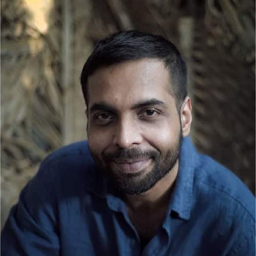 अभिषेक बॅनर्जी यांचीही या चित्रपटात महत्त्वपूर्ण भूमिका आहे. या भूमिकेसाठी त्यांनी 35 लाख रुपये मानधन स्वीकारलं आहे.