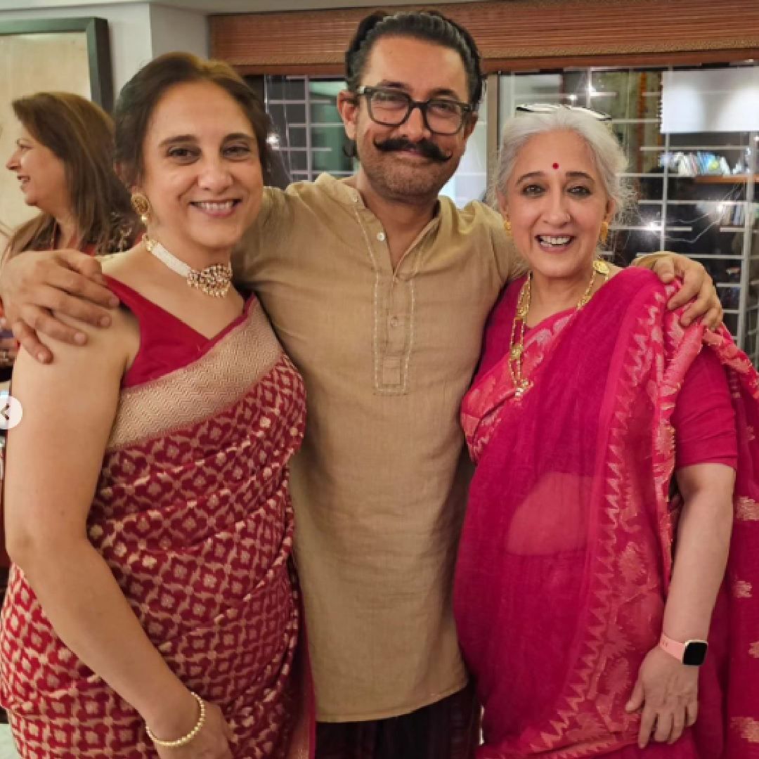 'लाल सिंग चड्ढा' या चित्रपटानंतर आमिरने अभिनयातून काही काळ ब्रेक घेतला आहे. तो लवकरच 'सितारें जमीं पर' या चित्रपटातून पुनरागमन करणार आहे. यामध्ये तो जिनिलिया देशमुख आणि दर्शिल सफारीसोबत भूमिका साकारणार आहे. हा चित्रपट पुढच्या वर्षी प्रदर्शित होणार आहे.  