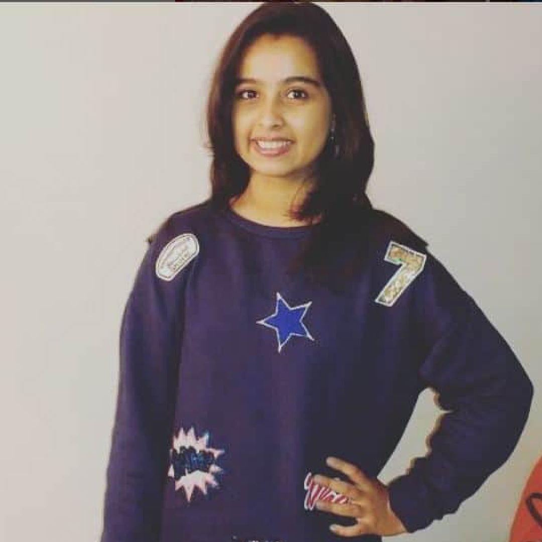 छोट्या पडद्यावरील काही मालिका प्रेक्षकांच्या मनावर कायमची छाप सोडून जातात. 'उतरन' ही अशीच एक मालिका होती. या मालिकेतील प्रत्येक भूमिकेनं प्रेक्षकांची मनं जिंकली होती. या मालिकेत गरीब मुलगी इच्छाची भूमिका स्पर्श खानचंदानीने साकारली होती.