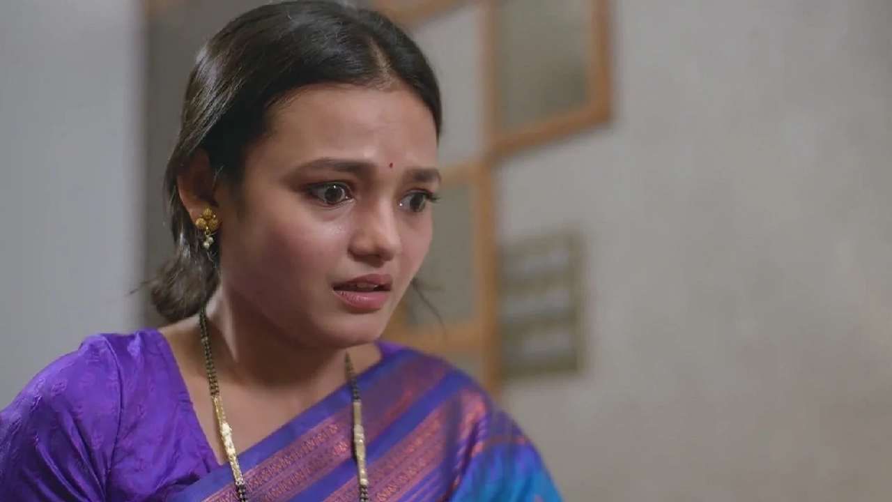 मुंबईतील एका हॉटेलमधून एक कागद सापडतो, तो कागद ओवीच्या हाती लागतो. ओवी विजयला मुंबईत माहिती गोळा करण्यास सांगते आणि लॅब असिस्टंटकडून खरे रिपोर्ट्स मागवते.   