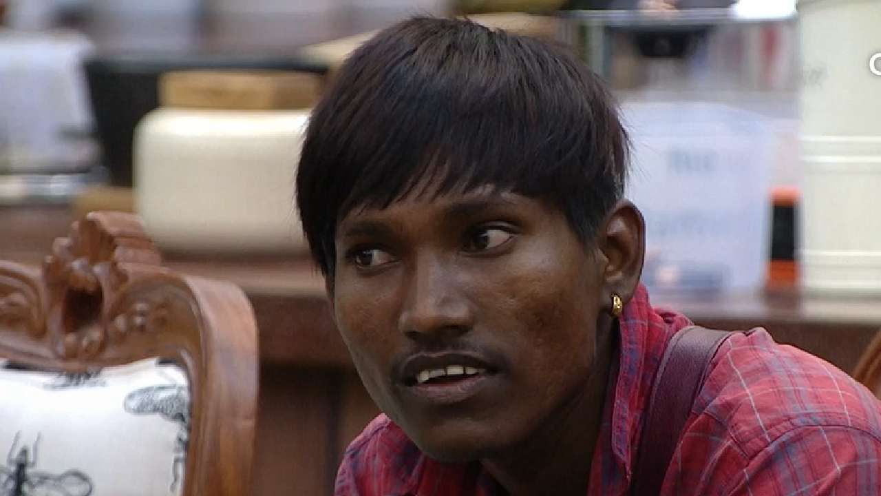 बिग बॉसकडून पाठिंबा मिळाल्यानंतर सूरज म्हणताना दिसतोय, 