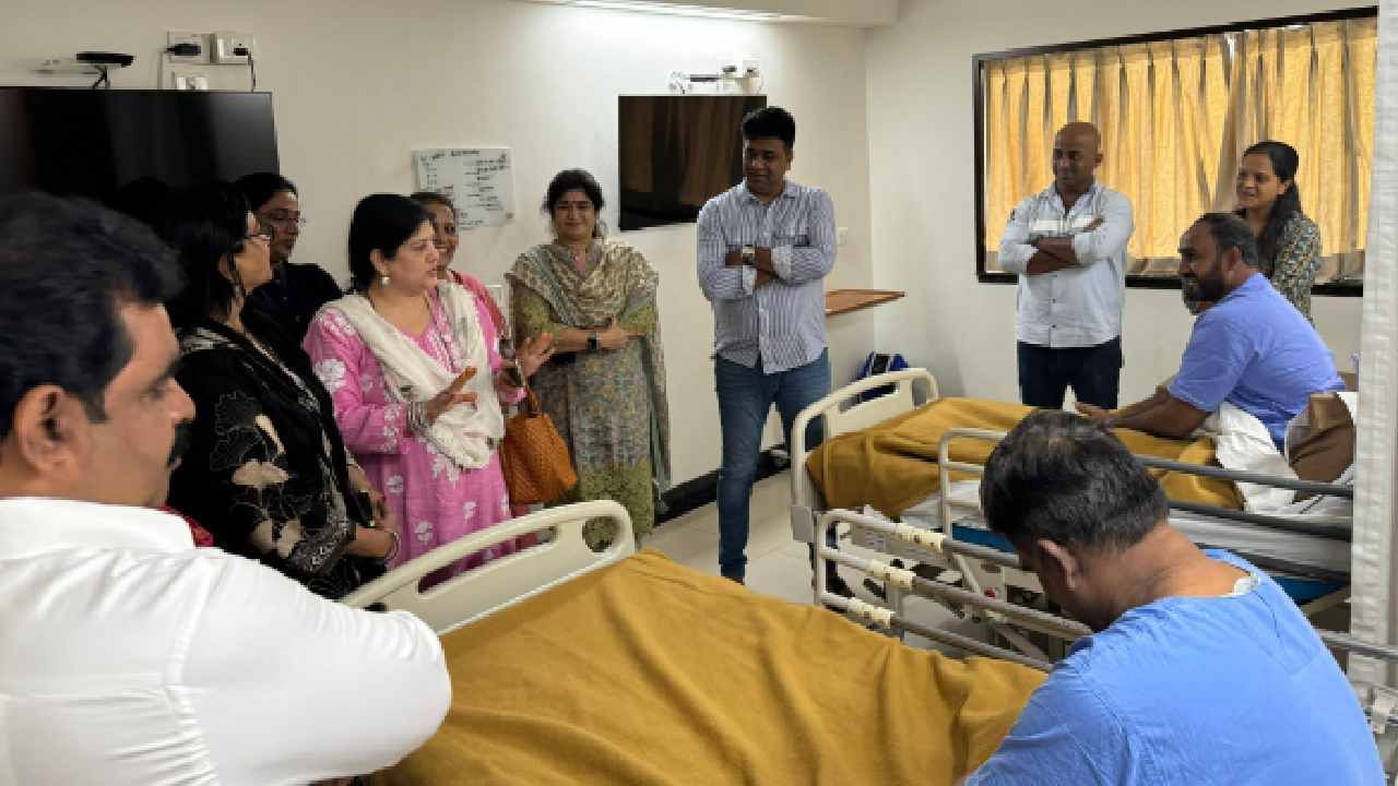 असे प्रकार लोकशाहीला मारक आहे असं म्हटलं जातय त्यावर शर्मिला ठाकरे म्हणाल्या की,