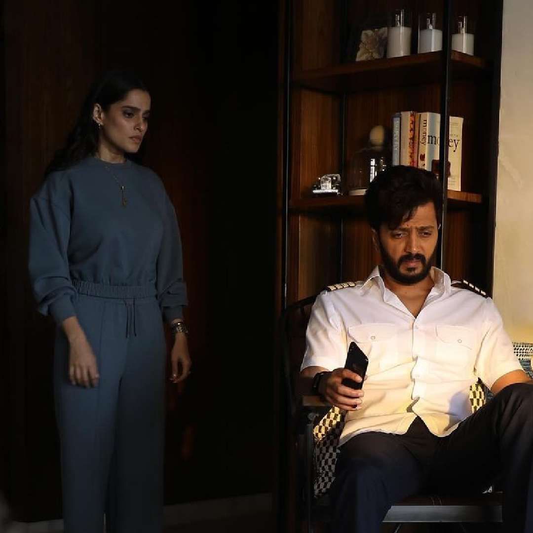 'अनेकांना तारा ही भूमिका फार आवडली आणि काहींना ती पटली नाही कारण ती तिच्या पतीची फसवणूक करते. ही भूमिका साकारण्याचा अनुभव, कोणतंही मत न बनवता तिची भावनिक स्थिती समजून घेणं खूपच रंजक होतं', असं तिने पुढे लिहिलंय.