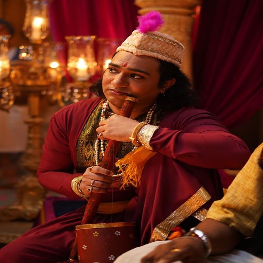 अनेक मराठी मालिकांमधून घराघरात पोहोचणारा अभिनेता निखिल राऊतने ही भूमिका साकारली आहे. .निखिलने 'बायजा'ची आव्हानात्मक भूमिका साकारण्याचा अनुभव सोशल मीडियावर शेअर केला आहे.