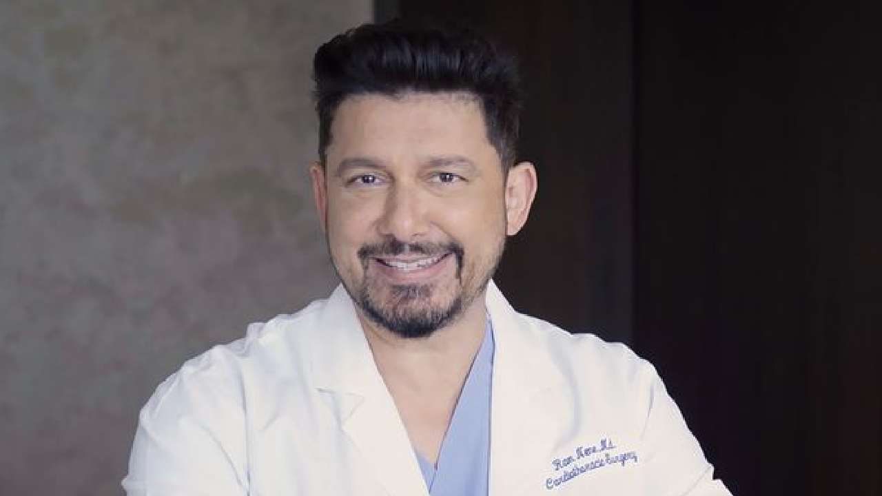 असं केल्याने तुमचं मन त्या क्रेव्हिंग्सवरून दुसऱ्या कामात गुंतलं जाईल आणि थोड्या वेळाने तुमची खाण्याची इच्छा निघून जाईल. या सवयीमुळे तुम्हाला वेगळं फारसं काहीच करावं लागत नाही. फक्त जेव्हा कधी अरबट-चरबट खाण्याची इच्छा झाली की स्वत:ला एखाद्या कामात गुंतवून घ्यायचं.