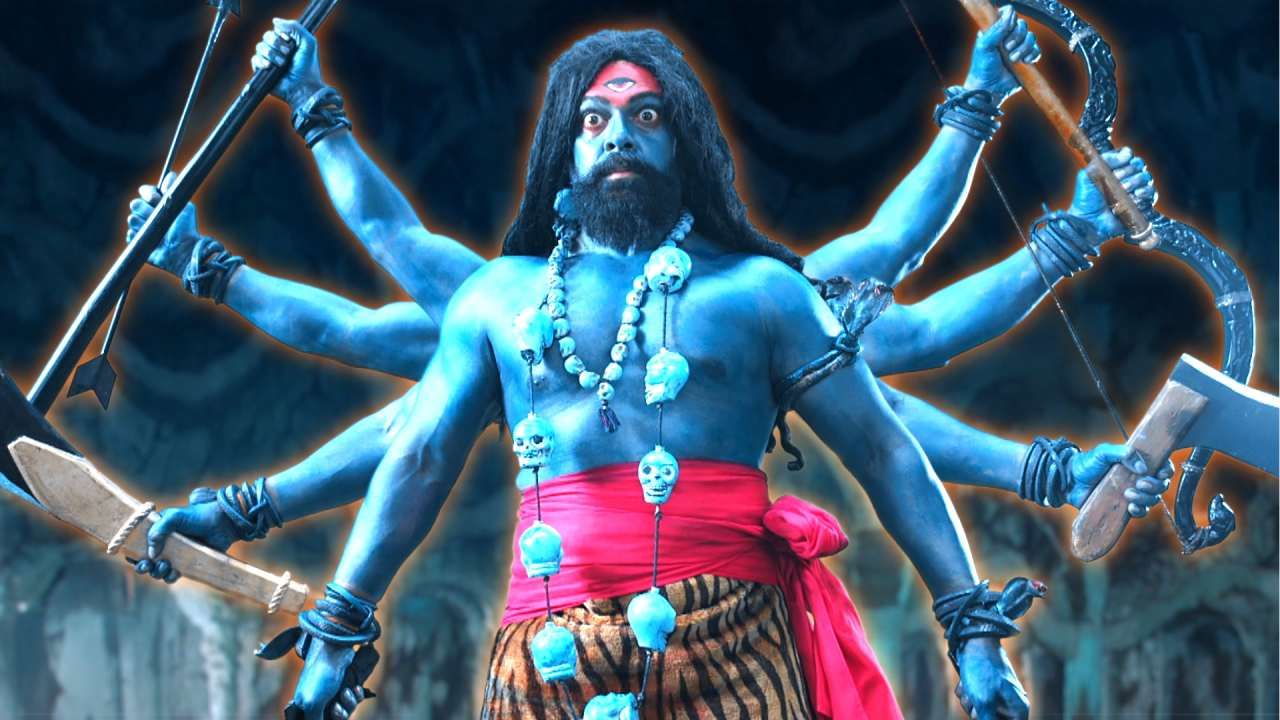 वीरभद्र या अवताराविषयी सांगताना अभिनेता देवदत्त नागे म्हणाला, 