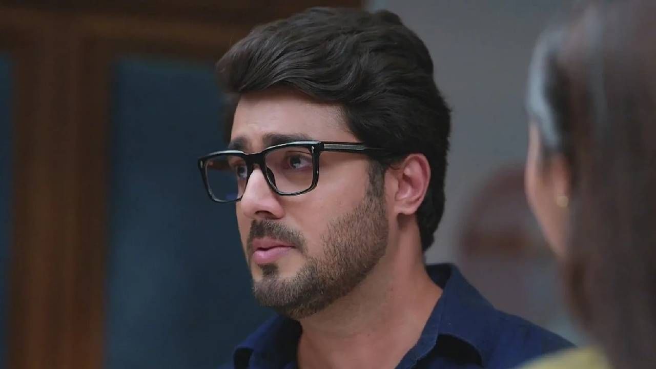 ती डीएनए चाचणीद्वारे हे कन्फर्म करते आणि बनी हा खरोखरच लकीचा मुलगा असल्याचं सिद्ध करते. त्या बदल्यात ती आकाशकडे पैशांची मागणी करते.