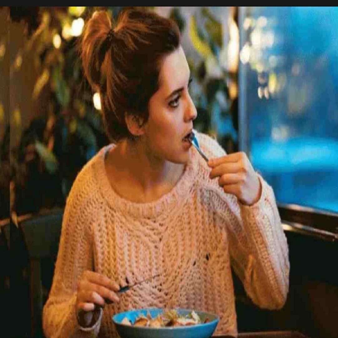 सकाळी रिकाम्या पोटी काम करणे किंवा नाश्ता वगळे त्रासदायक ठरू शकते. मधुमेहाच्या रुग्णांनी नाश्ता कधीही वगळू नये. सकाळी थोडे का असेना पण पोट भरलेलं असावं. सकाळी जितकं रिकामं पोटं तेवढी साखर वाढते.