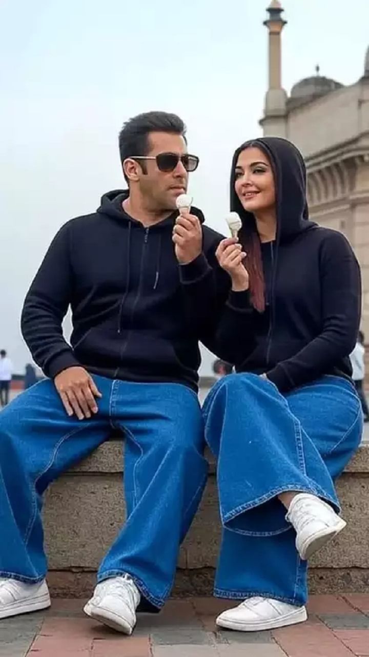 प्रत्येक कपल एकदा तरी 'गेटवे ऑफ इंडिया' येथे आयस्क्रिमची मजा घेतात. सलमान आणि ऐश्वर्या देखील फोटोमध्ये आयस्क्रिम खाताना दिसत आहेत.