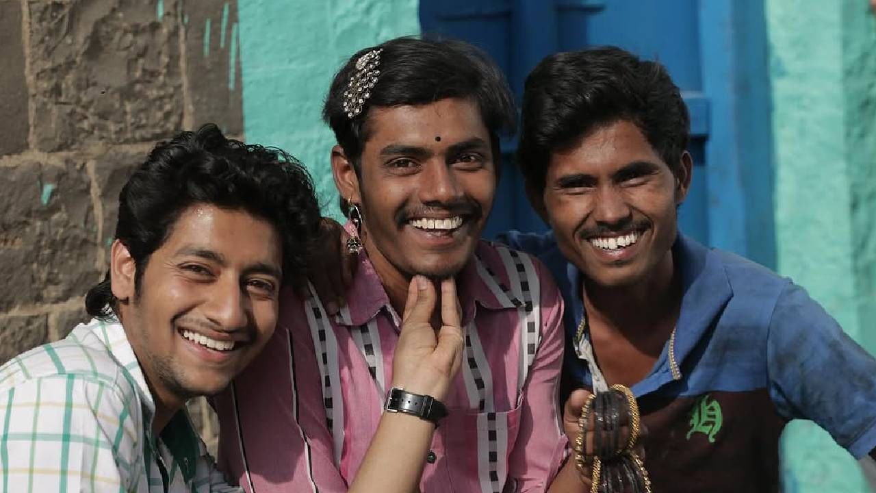 या चित्रपटात तानाजी गालगुंडेनं बाळ्याची भूमिका साकारली होती. चित्रपटातील