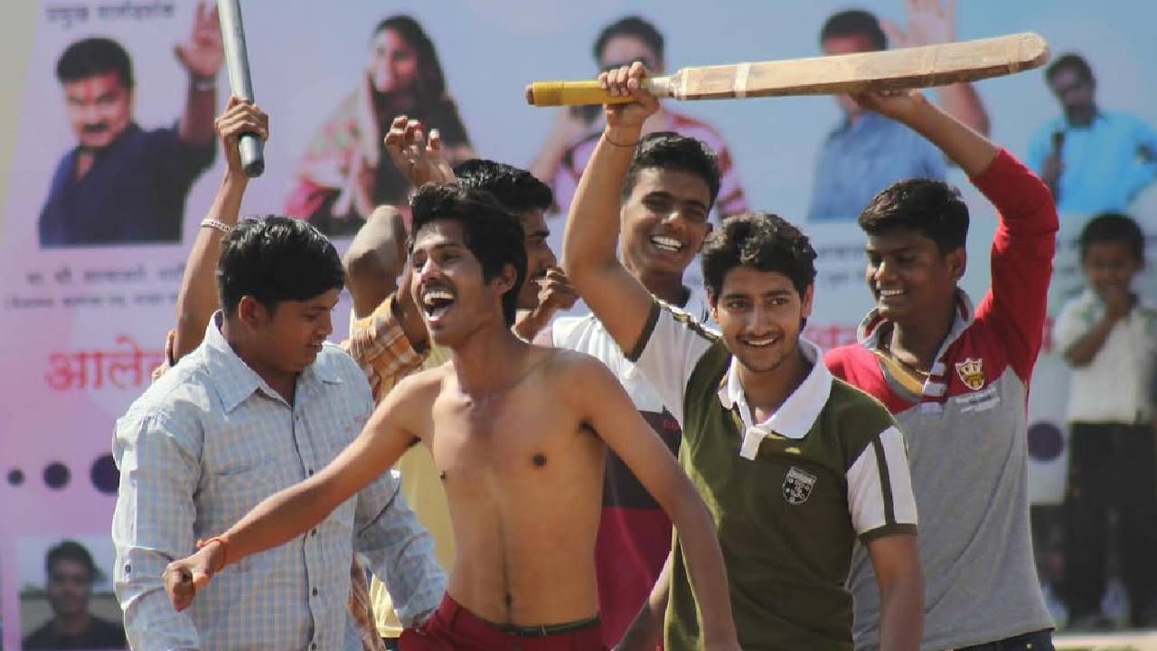 परश्याचा आणखी एक जिवाभावाचा मित्र म्हणजे सल्या. अरबाज शेखने चित्रपटात सल्याची भूमिका साकारली होती. 'सैराट'नंतर तो इतरही मराठी चित्रपटांमध्ये विविध भूमिकांमध्ये झळकला.