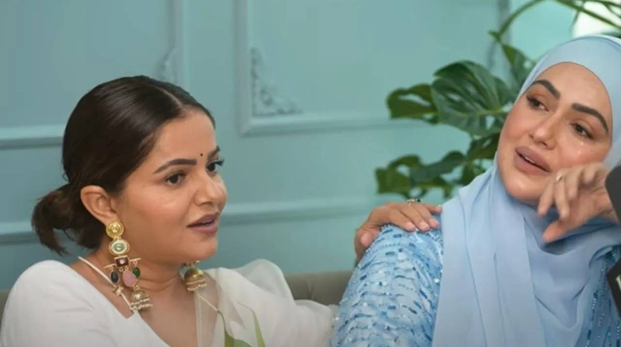 सना शेखने अभिनेत्री रुबिना दिलैकच्या पॉडकास्टमध्ये हजेरी लावली. रुबिनाशी संवाद साधत असताना तिला अश्रू अनावर झाले आहेत.