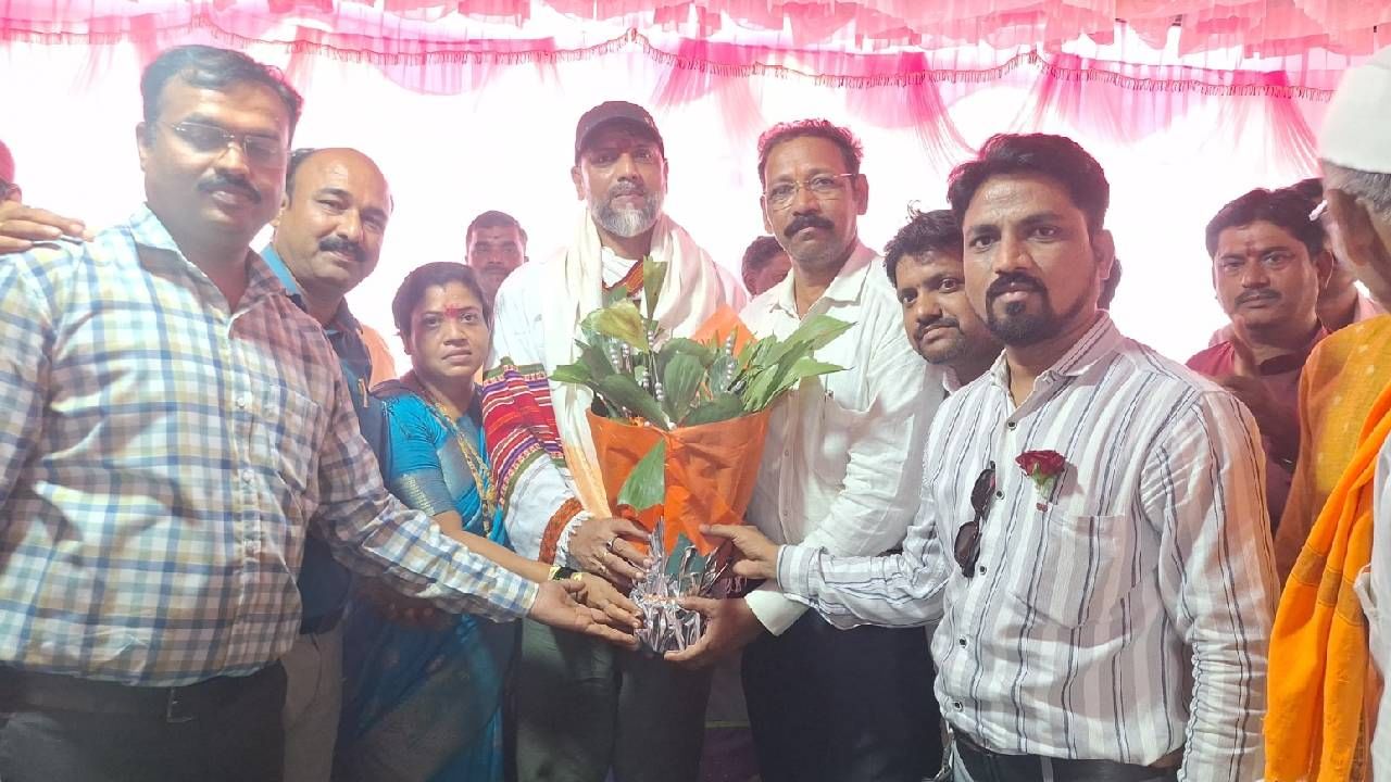 'छावा' हा चित्रपट 14 फेब्रुवारी रोजी प्रदर्शित झाला. गेल्या 47 दिवसात या चित्रपटाने भारतात 594.88 कोटी रुपयांचा गल्ला जमवला आहे. विकी कौशलच्या करिअरमधील हा सर्वाधिक कमाई करणारा चित्रपट ठरला आहे.