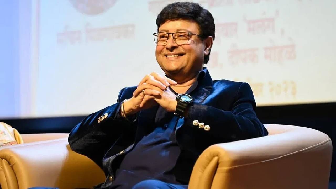 या मुलाखतीमध्ये सचिन पिळगावकर यांनी काम मिळत नसल्यामुळे खंत देखील व्यक्त केली आहे. त्यांनी कोणही अभिनेता म्हणून आमच्याकडे या असे विचारत नसल्याचे देखील सांगितले आहे.