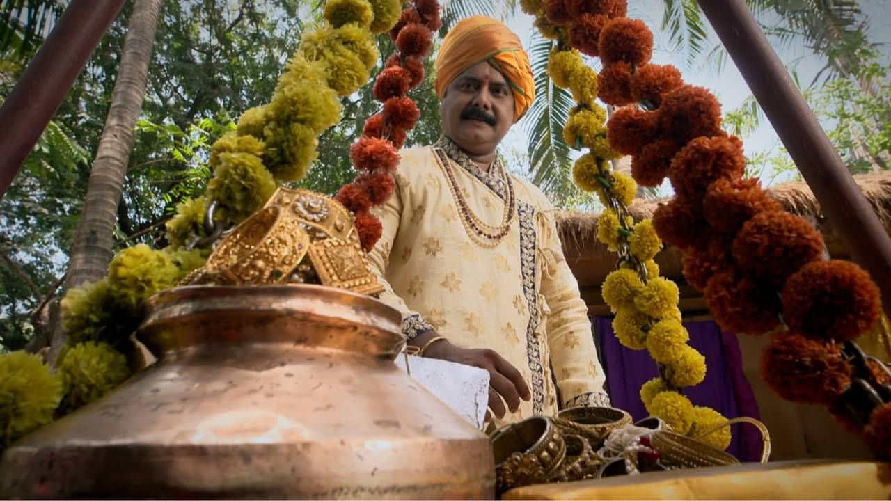 मंगलदासाच्या मनात परिवर्तन होतं. स्वामींचे शब्द मनात घर करतात. 