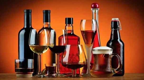 सामान्यपणे आपण काहीतरी खातो किंवा एखादा द्रव पदार्थ पितो तेव्हा ते अन्ननलिकेच्या माध्यमातून थेट पोटात जाते. त्यानंतर पोटातील आतड्यांमध्ये संबंधित अन्नावर प्रक्रिये केली जाते आणि शेवटी ते अन्न रक्तवाहिन्यांच्या माध्यमातून रक्तात शोषून  घेतले जाते. 
