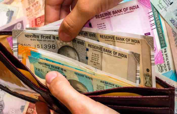 ‘आधार’पासून क्रेडिट कार्डपर्यंत… आजपासून मोठे बदल लागू, सर्वसामान्यांच्या खिशावर होणार परिणाम