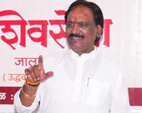 शिंदे गटाला ‘महाशक्ती’ने बहुदा दैवत आणि देवघर बदलण्याच्याच अटींवर चिन्ह आणि नाव दिले होते! – अंबादास दानवे