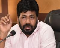 शेतकऱ्यांच्या कर्जमाफीसाठी मुहूर्त काढायला बामणाची वाट पाहता का? बच्चू कडूंचा सत्ताधाऱ्यांवर आसुड