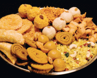 तयार फराळाच्या ऑर्डरमध्ये दुपटीने वाढ