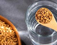 सकाळी रिकाम्या पोटी प्या ‘या’ दाण्याचे पाणी, चेहऱ्यावर नैसर्गिक तेज येण्यासह शरीरातील समस्याही होतील झटक्यात दूर