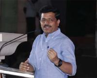 राजा उदार झाला आणि हाती भोपळा दिला, शेतकऱ्यांच्या जखमेवर मीठ चोळलं; सरकारच्या तुटपुंजी मदतीवरून कैलास पाटील यांची टीका