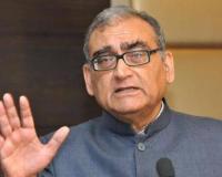 कोर्टात न्यायाधीशांनी कमी बोलले पाहिजे, बूट फेकीच्या घटनेवर सर्वोच्च न्यायालयाच्या माजी न्यायाधीशांची प्रतिक्रीया