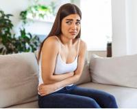 मासिक पाळीदरम्यान त्रास होतोय? हे घरगुती आयुर्वेदिक उपाय नक्की ट्राय करा….