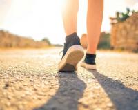 केवळ 10 मिनिटं चालल्याने युरिक एसिड आणि सांधेदुखी नियंत्रणात?, तज्ज्ञांचा सल्ला काय ?
