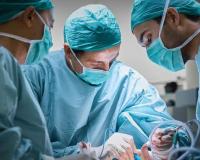 6 महिन्यांनंतर त्याचा आवाज परत मिळाला, डॉक्टरांनी केली दुर्लभ लॅरिंजियल रि- इनर्वेशन सर्जरी