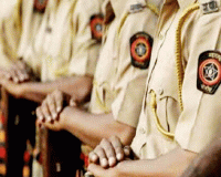 सुरक्षेची जबाबदारी असणारे पोलीसच असुरक्षित