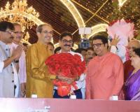 Photo – मनसेचा दीपोत्सव, उद्धव ठाकरे यांच्या हस्ते शुभारंभ