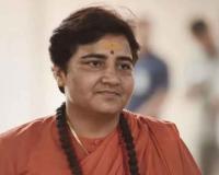 मुलगी ऐकत नसेल तर तिचे पाय तोडून टाका, लव्ह जिहादवर साध्वी प्रज्ञा यांचे वादग्रस्त विधान