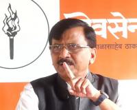 आम्ही जिवंत आहोत आणि तुमच्या छाताडावर बसलोय, ‘हंबरडा मोर्चा’पूर्वी संजय राऊत यांची फटकेबाजी, फडणवीसांवर घणाघात