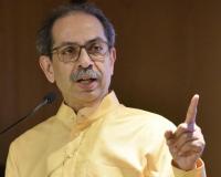 हेवेदावे सोडून शेतकर्यांना मदत करा, उद्धव ठाकरे यांचे आवाहन