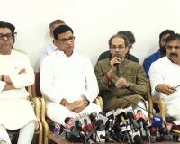 1 नोव्हेंबरसाठी ‘मोर्चे’बांधणी, आज सर्वपक्षीय बैठक; शरद पवार, उद्धव ठाकरे, राज ठाकरे, काँग्रेस व डाव्या पक्षांचे नेते उपस्थित राहणार