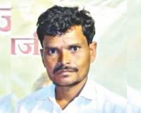 नुकसानीमुळे लातुरात शेतकर्‍याची पेटवून घेऊन आत्महत्या