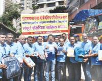 पूरग्रस्त भागातील विद्यार्थ्यांच्या मदतीला धावला ‘लालबागचा राजा’