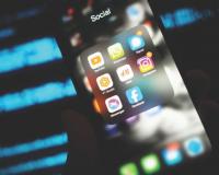 भाजप कार्यकर्त्यांच्या मोबाईल, व्हॉट्सअ‍ॅपवर कमळाबाईची बारीक नजर, पेरले ते उगवण्याची धास्ती