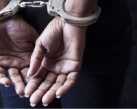 फटाके फोडल्याने आला राग, माथेफिरुन पाच मुलांवर अ‍ॅसिड फेकले; एकजण गंभीर