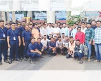 गोव्याच्या मोपा एअरपोर्टवर भारतीय कामगार सेनेचा झेंडा!