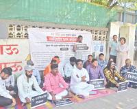 अहिल्यानगरमधील जैन मंदिर ट्रस्ट भूखंड प्रकरणाचा सखोल तपास करा, शिवसेनेचे किरण काळे यांचे धरणे आंदोलन स्थगित