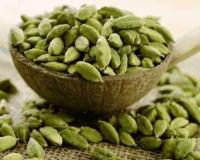 दररोज 2 वेलची खाल्ल्यामुळे शरीरात दिसून येतील ‘हे’ बदल….