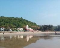 गणपतीपुळे समुद्रात मुंबईतील तरुणाचा बुडून मृत्यू, दोघांना वाचवण्यात यश